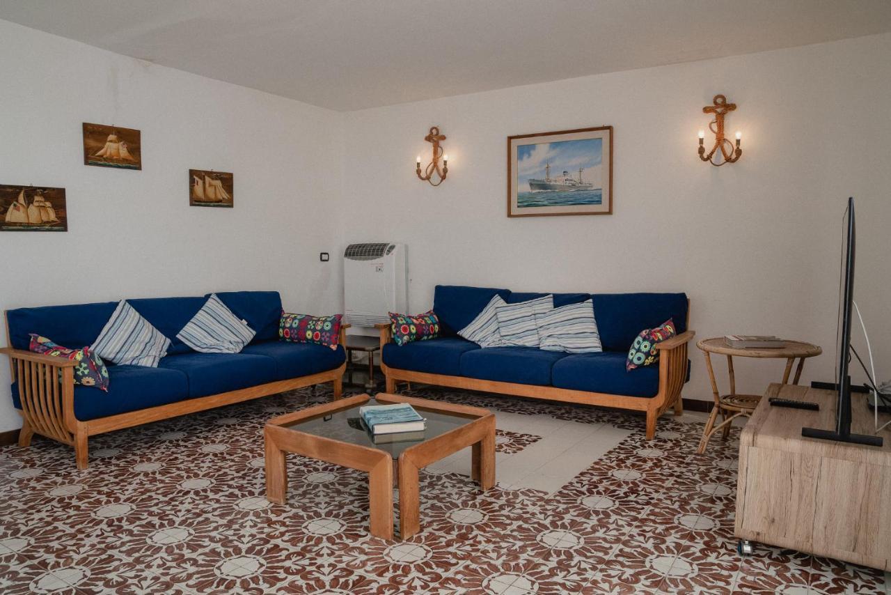 Be Your Home - Appartamento 4 Camere Sul Mare Scesa Al Mare Privata ซันตามารีเนลลา ภายนอก รูปภาพ