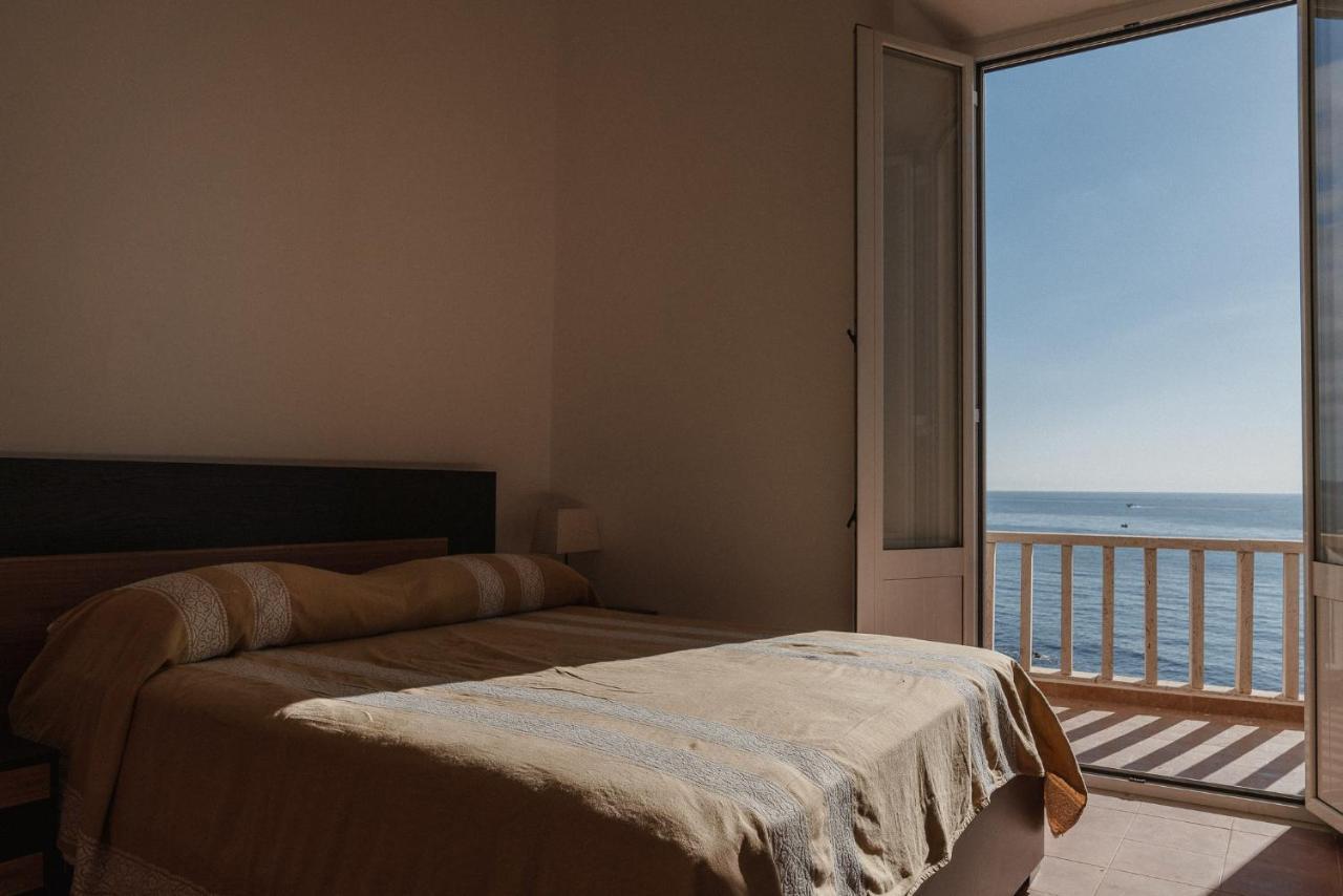 Be Your Home - Appartamento 4 Camere Sul Mare Scesa Al Mare Privata ซันตามารีเนลลา ภายนอก รูปภาพ