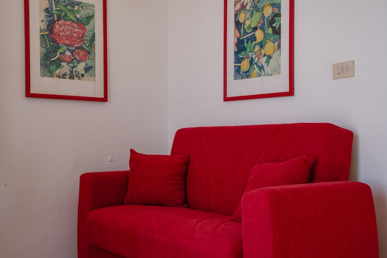 Be Your Home - Appartamento 4 Camere Sul Mare Scesa Al Mare Privata ซันตามารีเนลลา ภายนอก รูปภาพ