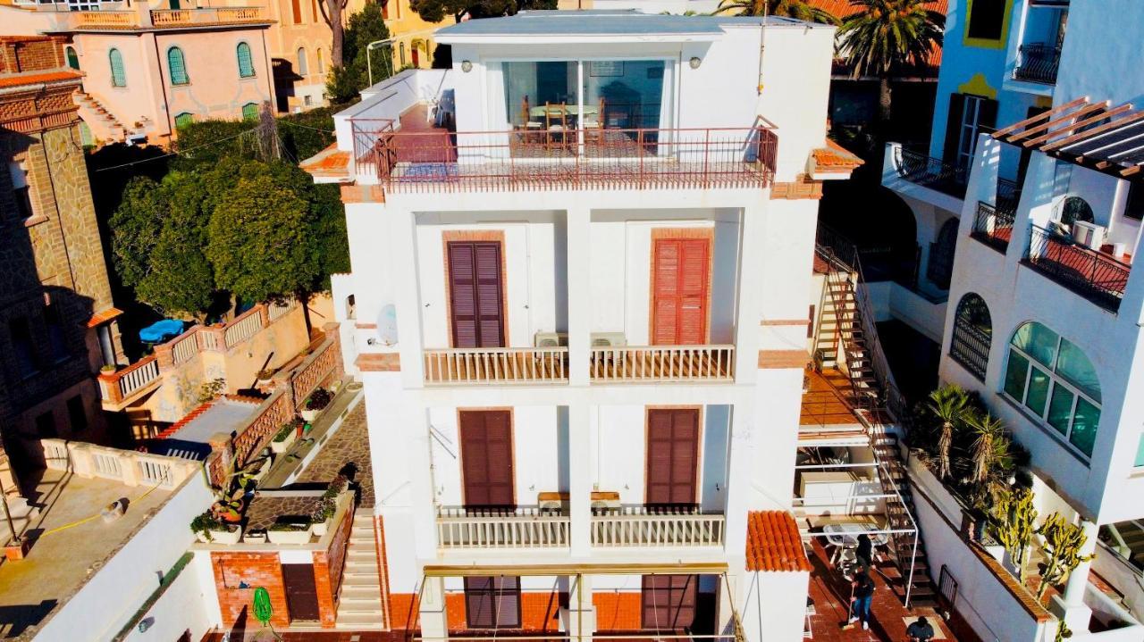 Be Your Home - Appartamento 4 Camere Sul Mare Scesa Al Mare Privata ซันตามารีเนลลา ภายนอก รูปภาพ