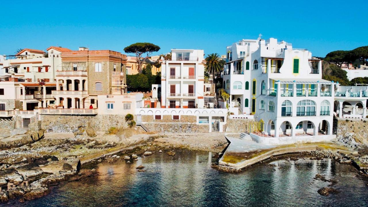 Be Your Home - Appartamento 4 Camere Sul Mare Scesa Al Mare Privata ซันตามารีเนลลา ภายนอก รูปภาพ