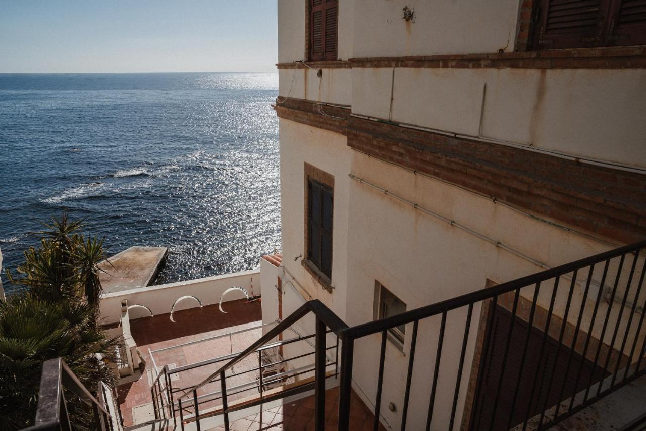 Be Your Home - Appartamento 4 Camere Sul Mare Scesa Al Mare Privata ซันตามารีเนลลา ภายนอก รูปภาพ