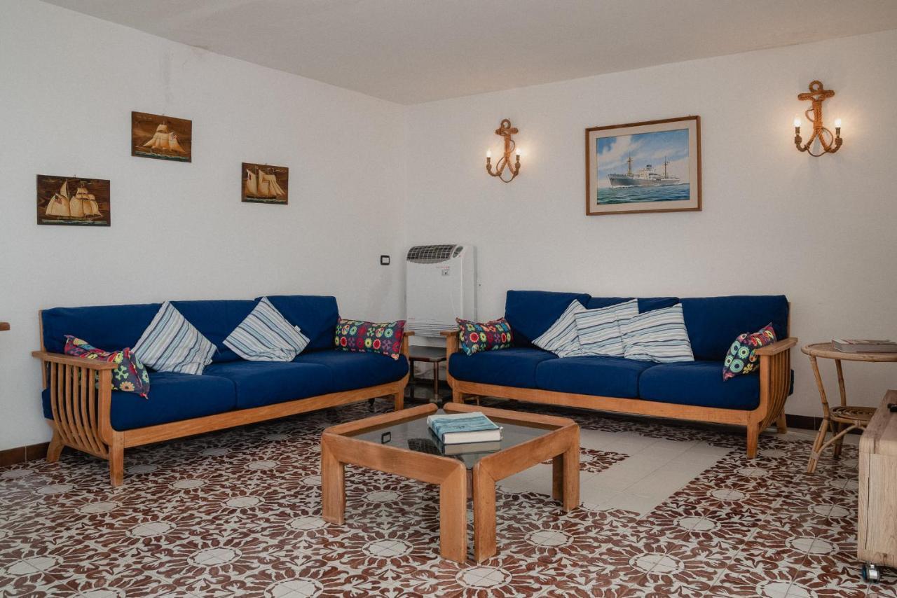 Be Your Home - Appartamento 4 Camere Sul Mare Scesa Al Mare Privata ซันตามารีเนลลา ภายนอก รูปภาพ