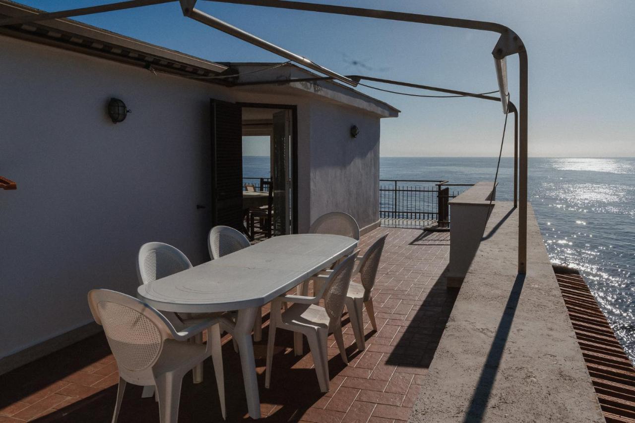 Be Your Home - Appartamento 4 Camere Sul Mare Scesa Al Mare Privata ซันตามารีเนลลา ภายนอก รูปภาพ